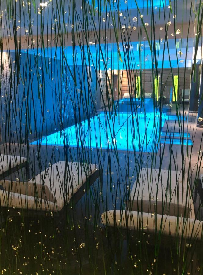 Montana Chalet Hotel & Spa Le Sauze Exterior foto
